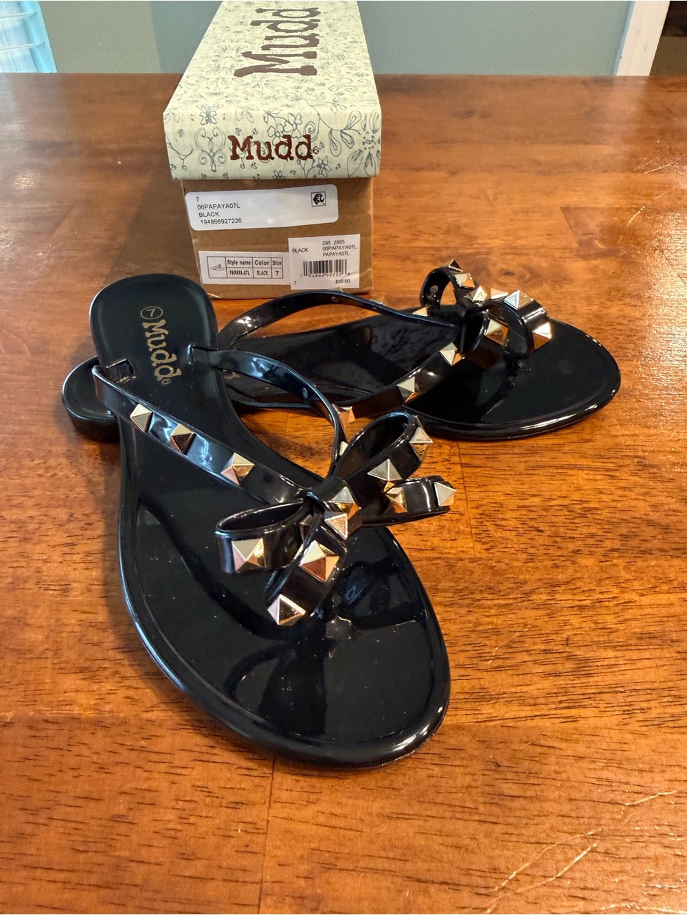 New Mudd Black Jelly Sandals with Gold Pyramid Studs and Bow